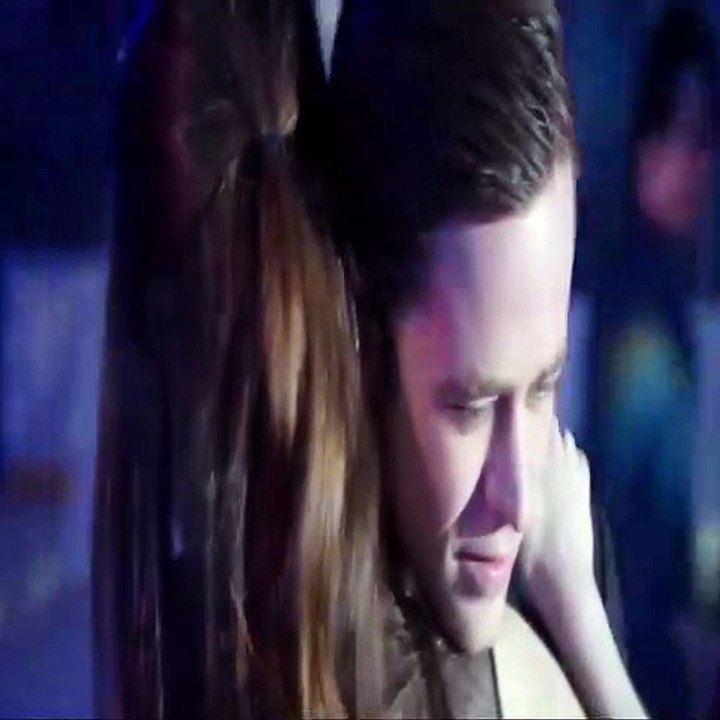 deja de acosarla si no sabes quién es realmente  - PELICULA [MOVIE]