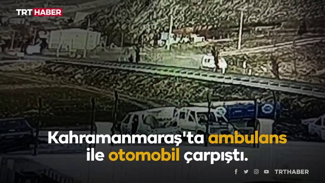 Ambulans otomobil ile çarpıştı: 3 ölü, 3 yaralı