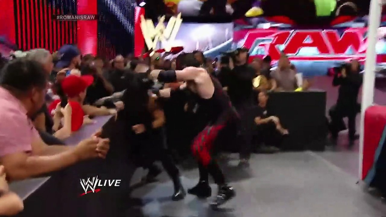 Roman_Reigns_sparks_massive_brawl_with_Kane:_Raw,_July_7,_2014(720p)