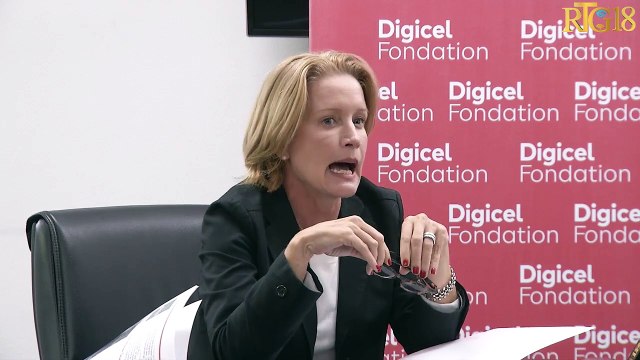 Responsab Fondasyon Digicel yo remèt ministè edikasyon nasyonal, gid pou pwogram devlopman edikatif.