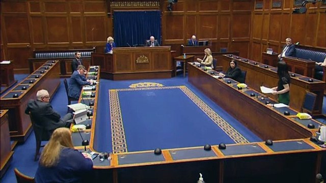 Súlyos zavargások Észak-Írországban