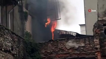 Beyoğlu'ndaki patlamanın görüntüler ortaya çıktı