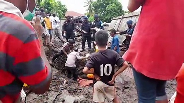 Indonésie: les recherches continuent après les inondations meurtrières