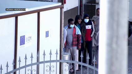 Casos de Covid crescem entre migrantes na Bósnia