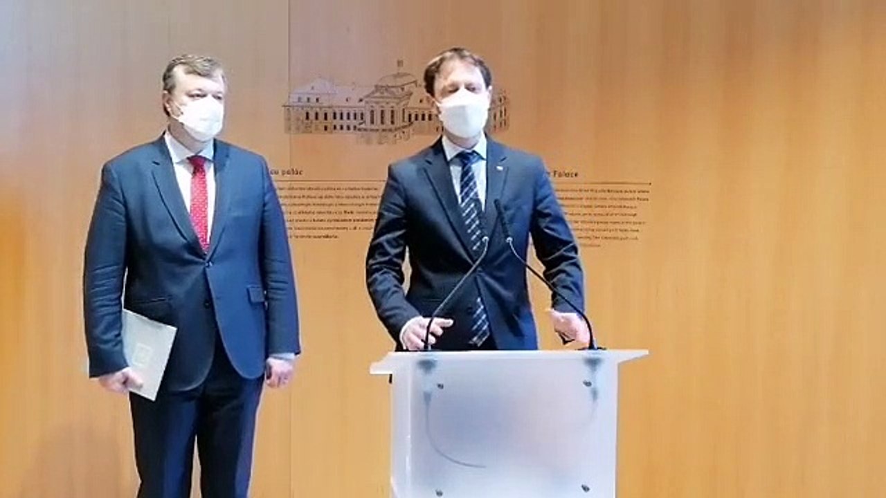 ZÁZNAM: Vyhlásenie premiéra E. Hegera a ministra práce M. Krajniaka