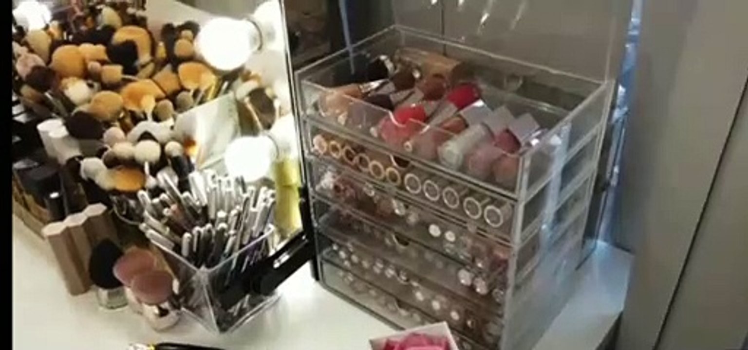 Make up collection