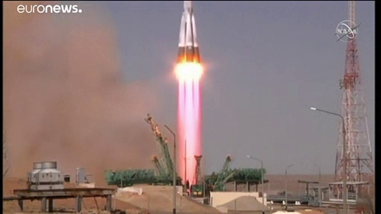 Décollage de la fusée Soyouz vers l'ISS, 60 ans après le voyage de Youri Gagarine dans l'espace