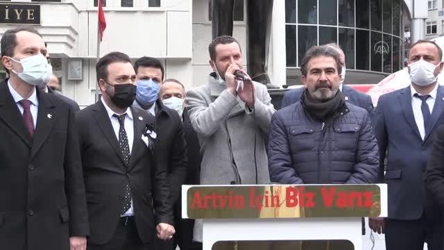 Yeniden Refah Partisi Genel Başkanı Erbakan, Borçka'da partililerle buluştu