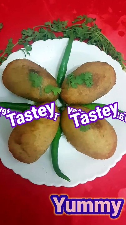 a#झटपट बनाएं आलू चीज ब्रेड रोल #Shorts #Aloo bread Rolls cheese burst #Ramdan special #cheese bread roll by Safina kitchen