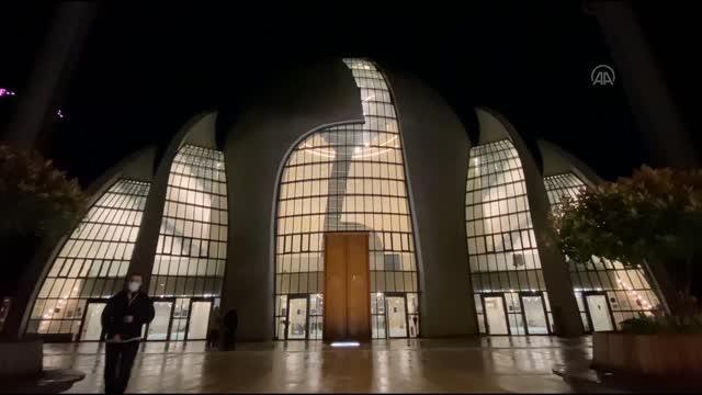 Almanya'da ilk teravih namazı kılındı