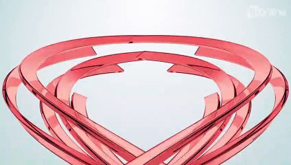 Colisão entre dois veículos é registrada nesta tarde