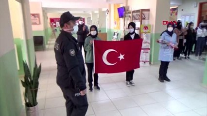 HATAY LİSE ÖĞRENCİLERİNDEN, POLİS HAFTASI SÜRPRİZİ