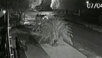 Câmera de segurança registra movimentação de suspeitos com Chevette furtado