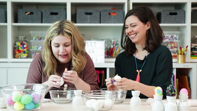 How To Blow Out An Egg For Easter Decorating | Easter Crafts
