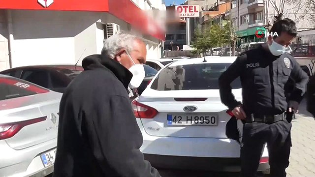 Evine taksi gönderilen emekli gurbetçiyi bankanın güvenlik görevlisi dolandırılmaktan kurtardı