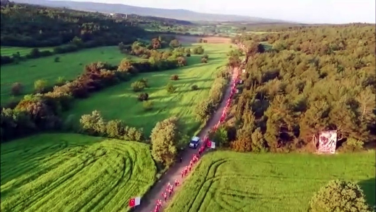 İstanbul Büyükşehir Belediyesi İzcileri 57. Alay'a vefa için yürüdü