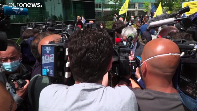 Portogallo, rinvio a giudizio per l'ex premier Socrates