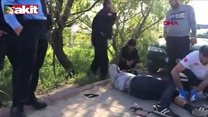 Kendisine küfür eden kişiye bacağından vurdu