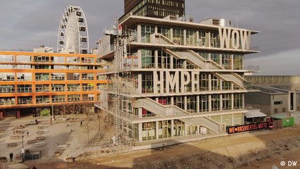 Architects experiment with onomatopoeia