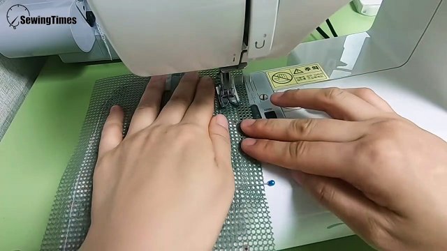 Diy Travel Makeup Bag | Useful Zipper Pouch Tutorial [Sewingtimes]