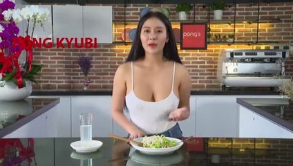 Pong's kitchen - Vietnamese Pho mixed with minced meat Recipe - Beautiful girl Cooking