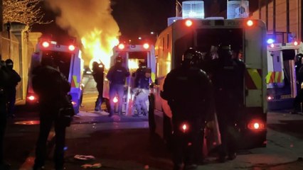 Keine Pause aus Pietät - Krawalle in Nordirland gehen weiter