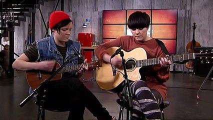 下载视频: Pil & Liv - Sleep | Go' Aften Østjylland | 1 Februar 2012 | TV2 ØSTJYLLAND - TV2 Danmark