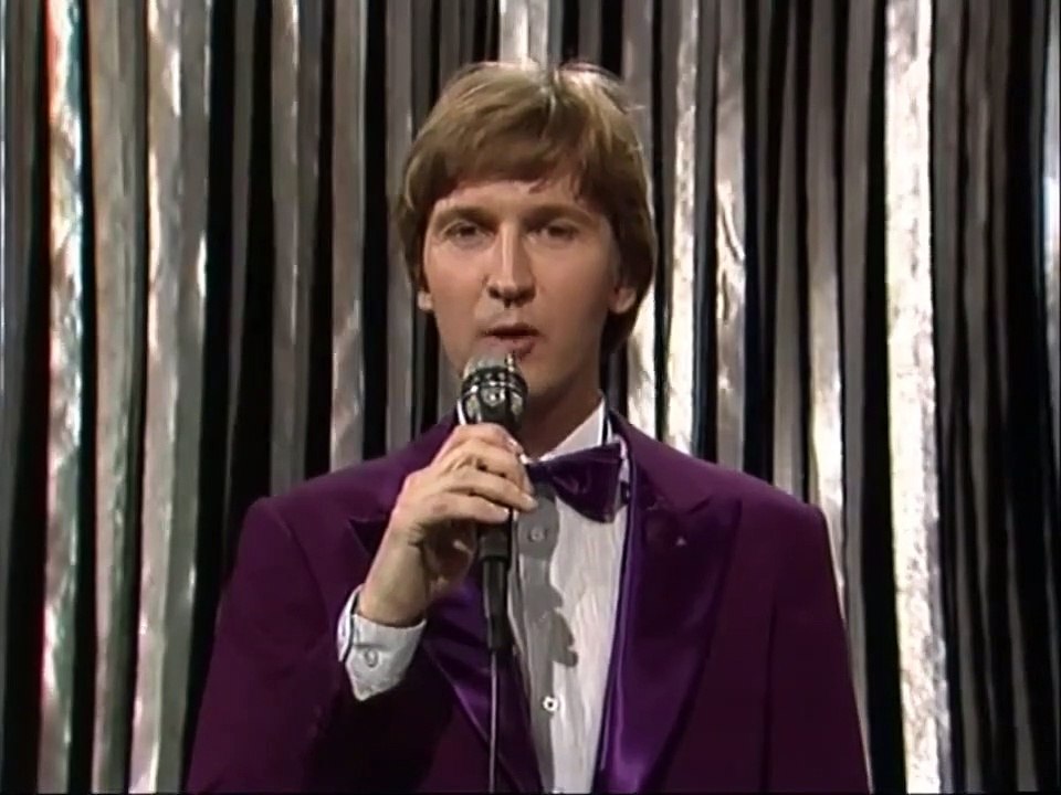 "Hip, hurra, det' min fødselsda" m. Tommy Seebach | Dansk Melodi Grand Prix 1982 | Bonanza - Danmarks Radio