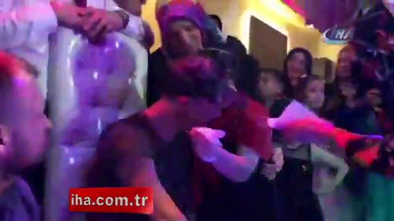 Asker olmak isteyen down sendromlu gence asker eğlencesi