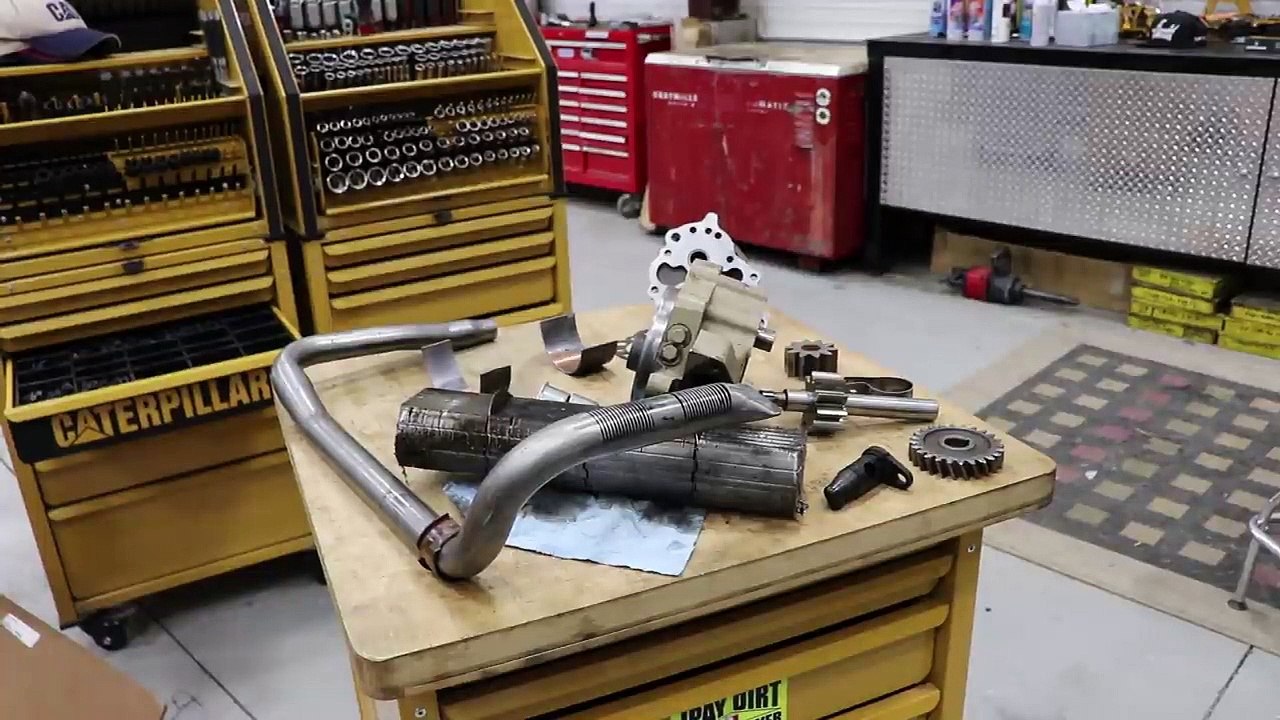 How To Fix Low Oil Pressure On A Cummins N14 video Dailymotion