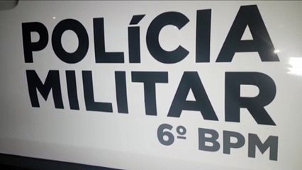 Condutora de Sandero que colidiu com placa de sinalização no Bairro Cancelli é detida pela Polícia Militar