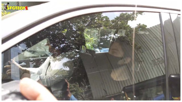 Shah Rukh Khan’s Son Aryan Khan Makes An Appearance In The City;Star Kid Arrives At Yash Raj Studios