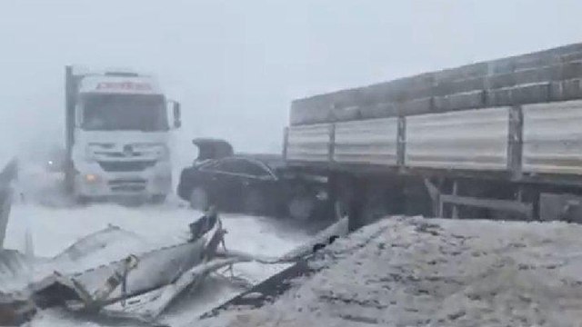 AKP’li vekil kaza geçirdi, sosyal medyadan yardım istedi