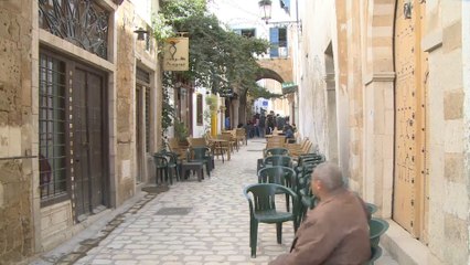 بسبب ارتفاع الإصابات بفيروس كورونا.. تشديد إجراءات الإغلاق بتونس