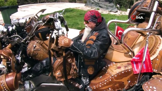 İlginç Tasarımıyla Dikkat Çeken Bu Motosikletin Dünyada Eşi Benzeri Yok