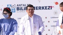 ANTALYA BAŞKAN TÜTÜNCÜ, DENEY TÜPÜ PATLAYINCA KORKTU