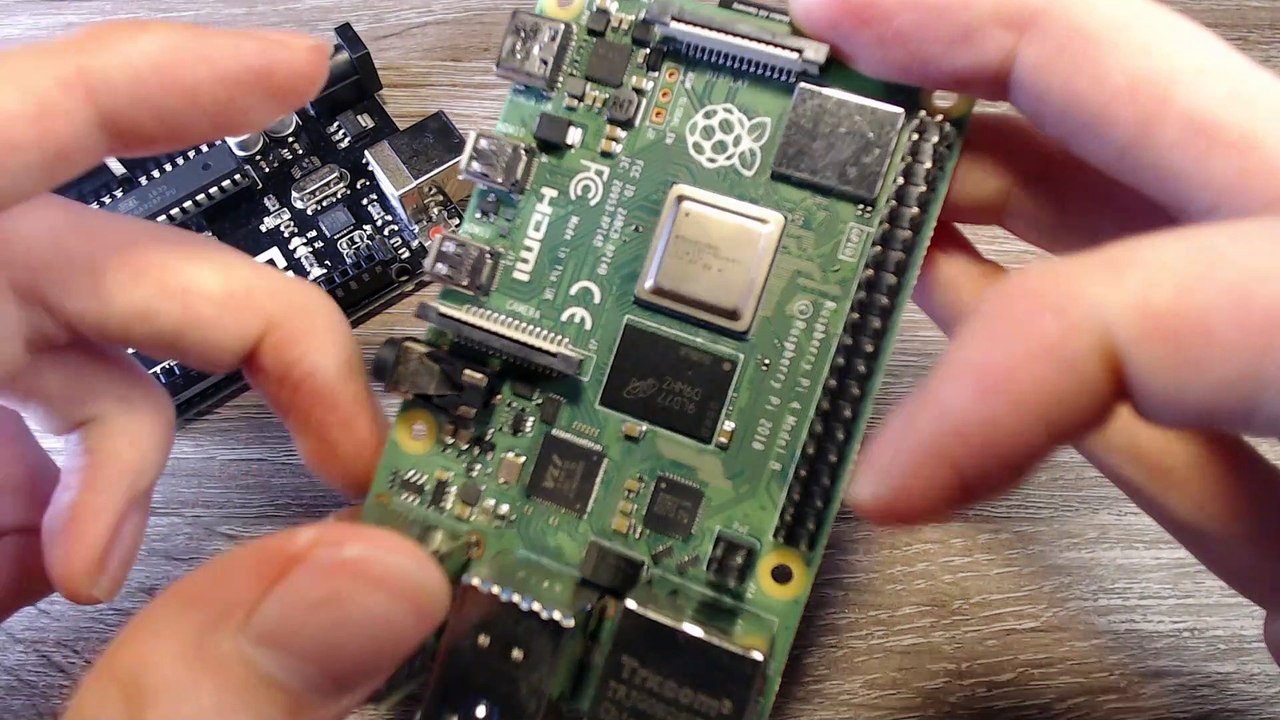 Raspberry Pi vs Arduino Uno: was eignet sich wofür? [Deutsch|HD]
