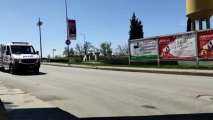 AFAD'dan denetim noktalarında görev yapan polislere ziyaret