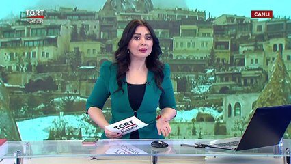 Peribacaları Nisan Karıyla Beyaza Büründü