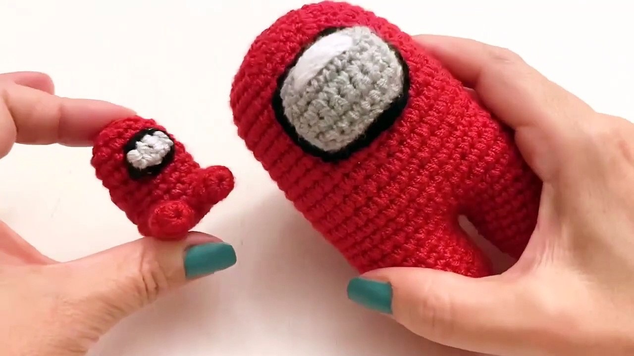 Mini Pet Among Us Karakteri | English Subtitle & Subtítulo En Español