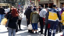 Son dakika haberleri: Taksim'de polis ve zabıtadan ortaklaşa korona virüs denetimi