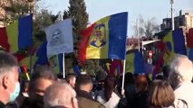 Противники карантина выходят на новые акции протеста в Европе