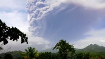 Aumenta el temor en San Vicente y Las Granadinas por las explosiones del volcán 'La Soufrière'