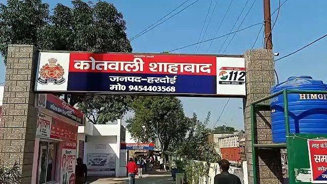 अज्ञात कारणों से लगी आग 15 एकड़ गेहूं की फसल जलकर राख