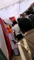 विकासखंड नकहा में दो गुटों में हुई झड़प, वीडियो वायरल