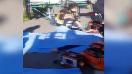 Otomobil üzüm bağına uçtu: 3 ölü...Feci kaza kamerada