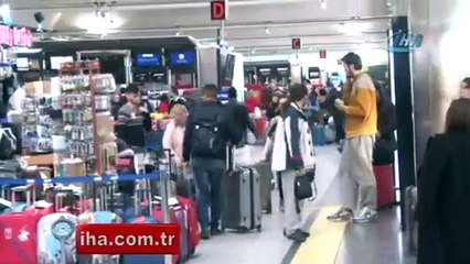 Aylardır havalimanında yaşayan basketbolcuya yardım talebi yağıyor