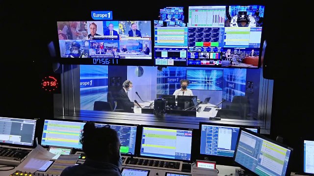 Jean Castex : Marlène, si on te parle des dîners clandestins, tu réponds vaccin ! (Canteloup)