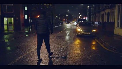 Gangs of London 1x02 - Clip from Season 1 Episode 2 - I Know You're In There