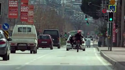 Bursa'dan pes dedirten görüntüler! Ölüme davetiye çıkarıyorlar